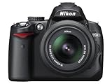 Nikon Cámara digital SLR D5000 de 12.3 MP DX con lente VR de 18-55 mm f/3.5-5.6G y LCD de ángulo...