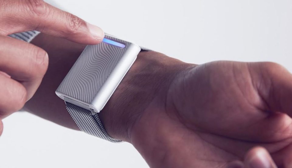 Covestro-innovacion-tecnologia-salud-brazalete