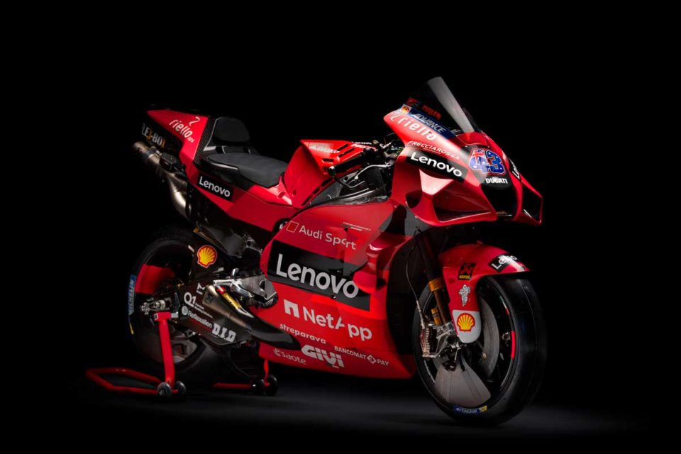 Lenovo-Partner-Ducati-MotoGP-Team-ThinkPad-Moto