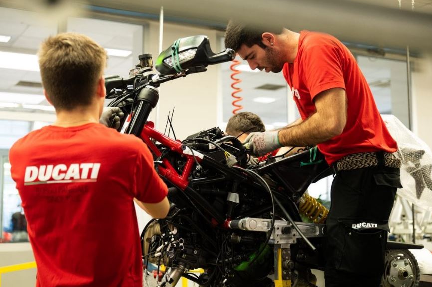 Lenovo Ducati Team Ingeniero Moto