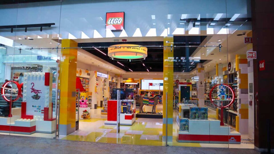 LEGO STORE MEXICO PLAZA SATELITE