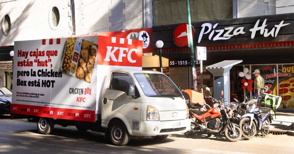 KFC vs Pizza Hut Chicken Box