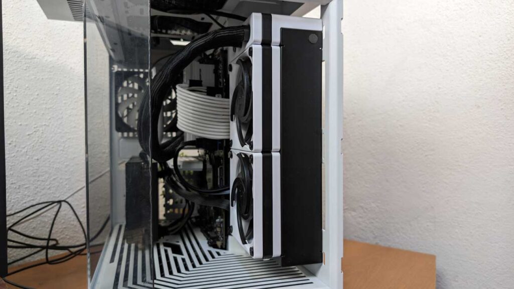 HYTE THICC Q60 Watercooling AIO 